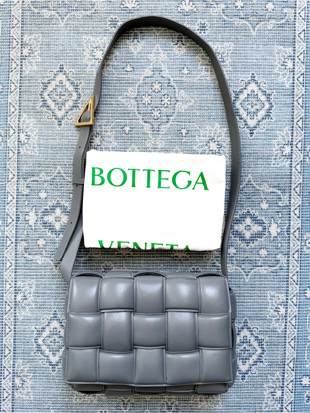 Bottega Veneta puff padded cassette nappa leather crossbody bag gray - Picture 2 of 15